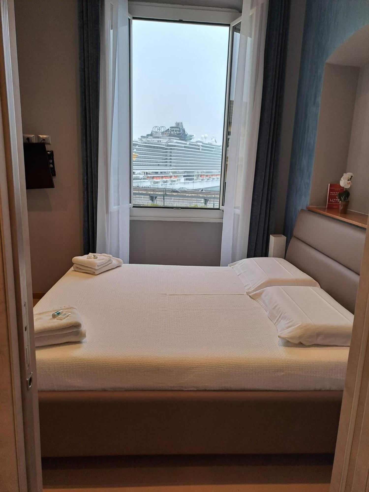 Affittacamere Gioiello Genua Buitenkant foto
